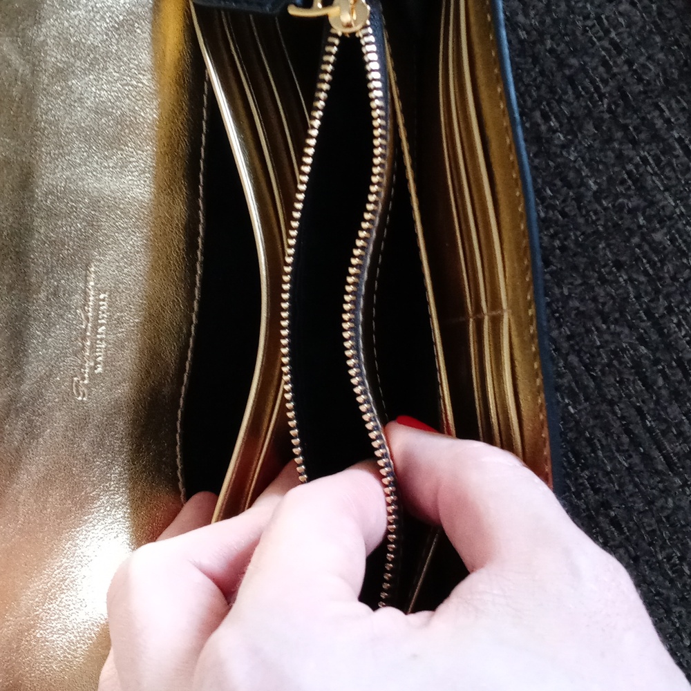 💛HTF Ralph Lauren💛 - Black/Gold Continental Wallet - Picture 11 of 14